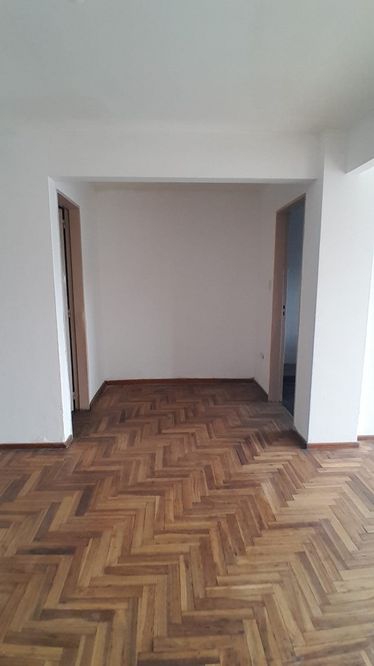 ALQUILER MONOAMBIENTE EN 54 Y 6