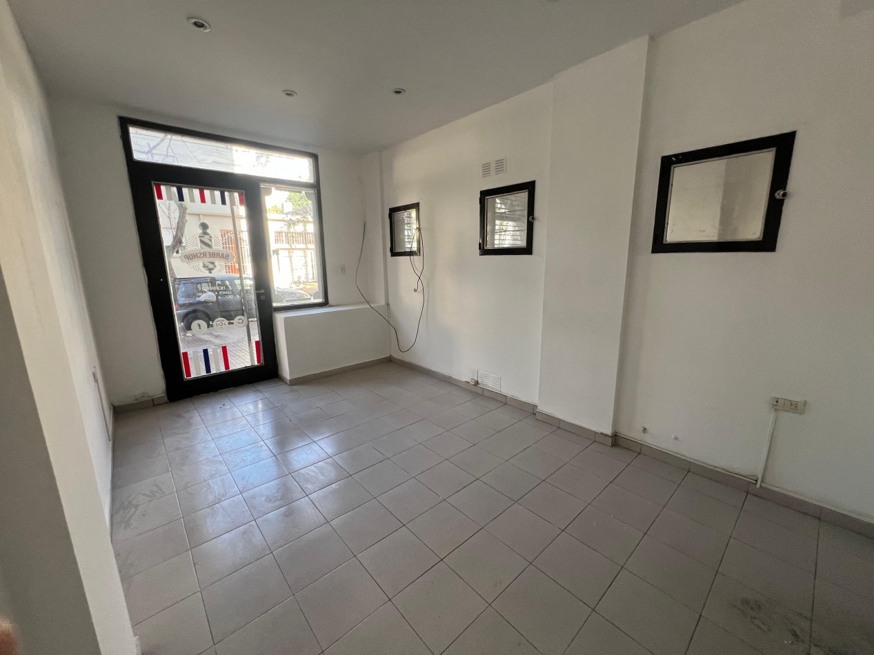 ALQUILER LOCAL 4 Y 60