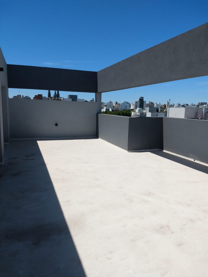 VENTA Depto monoambiente 50 y 21 Plaza Malvinas