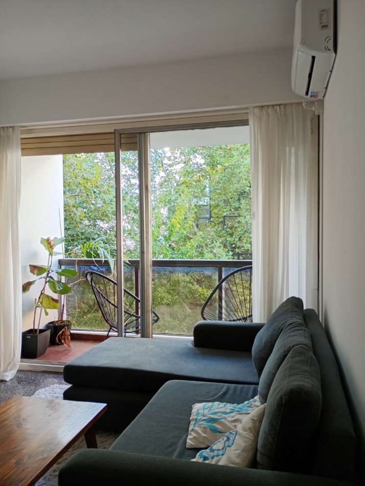 Alquiler depto 2 dorm + 1 de servicio. Cochera opcional 56 e/ 5 y 6