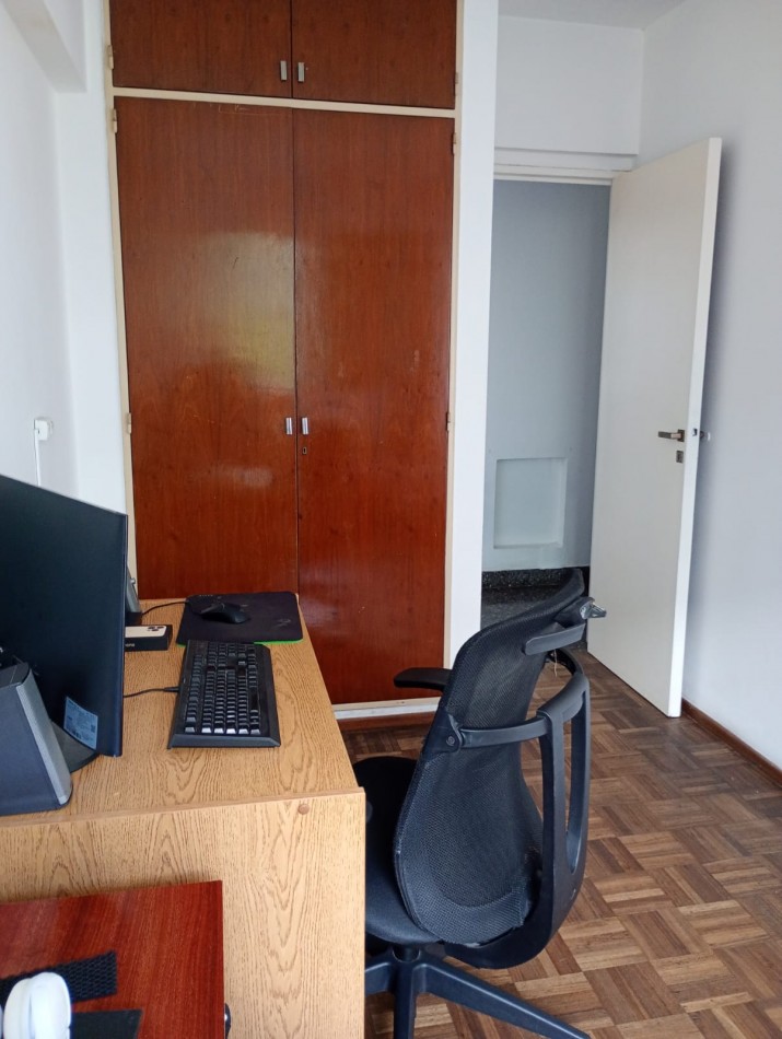 Alquiler depto 2 dorm + 1 de servicio. Cochera opcional 56 e/ 5 y 6