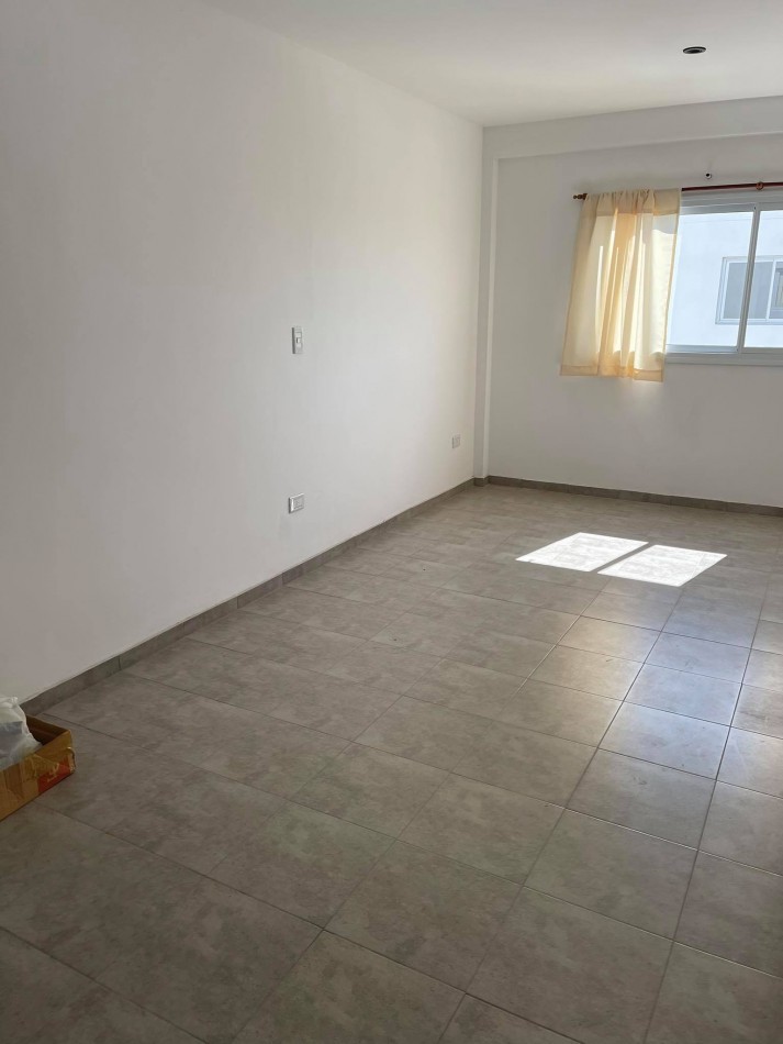 ALQUILER DPTO UN DORM 31 Y 66