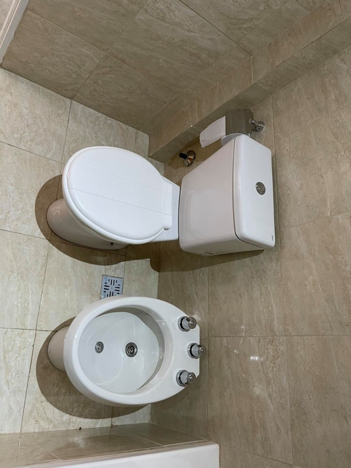 ALQUILER DPTO UN DORM 31 Y 66