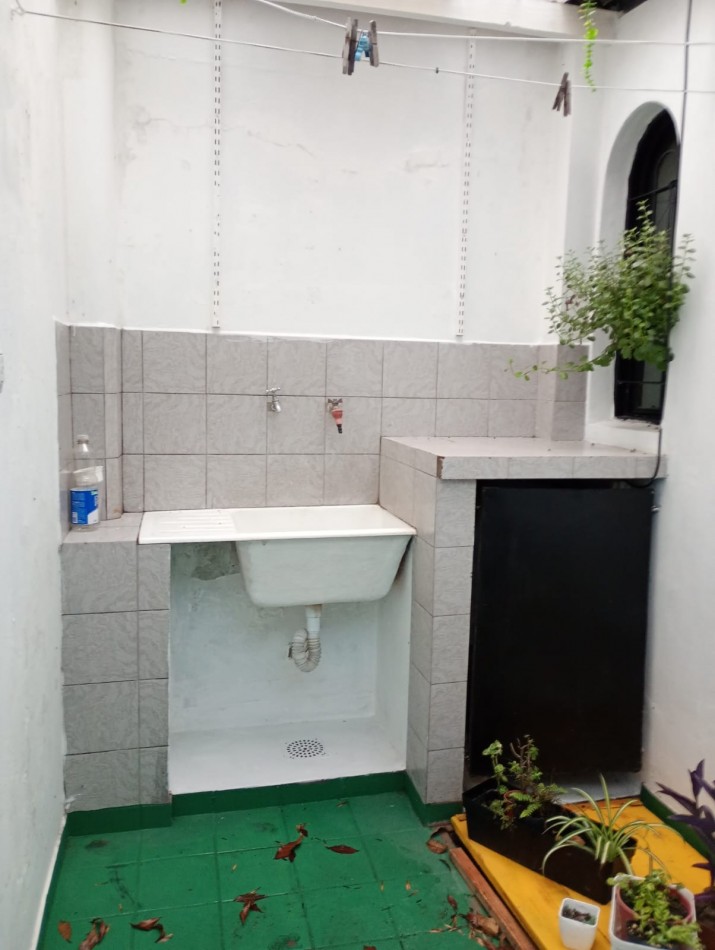 Alquiler depto 1 dormitorio 66 e/8 y Plaza España  S/EXPENSAS