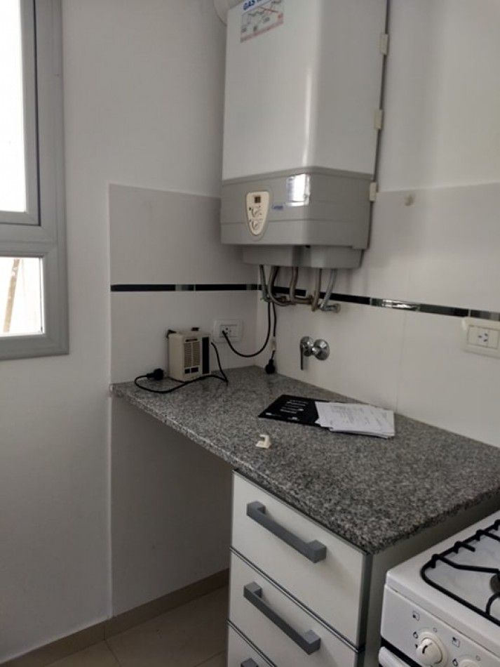 Alquiler depto 2 dormitorios Av.25 e/47 y 48