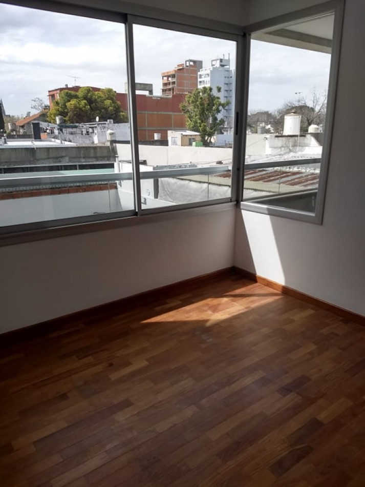 Alquiler depto 2 dormitorios Av.25 e/47 y 48