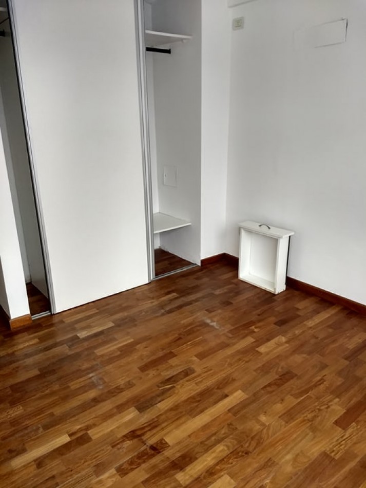 Alquiler depto 2 dormitorios Av.25 e/47 y 48