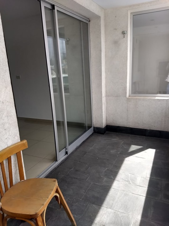 Alquiler depto 2 dormitorios Av.25 e/47 y 48