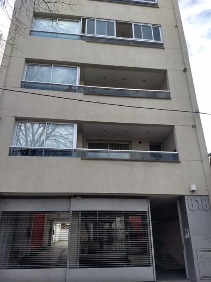 Alquiler depto 2 dormitorios Av.25 e/47 y 48