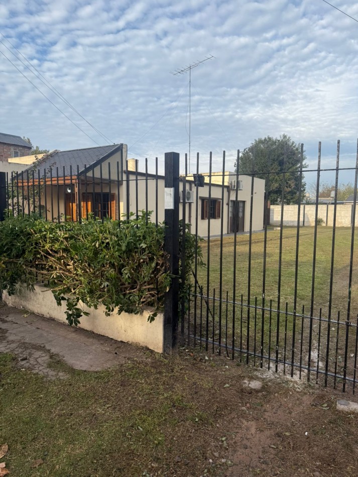 ALQUILER CASA EN 151 Y 71