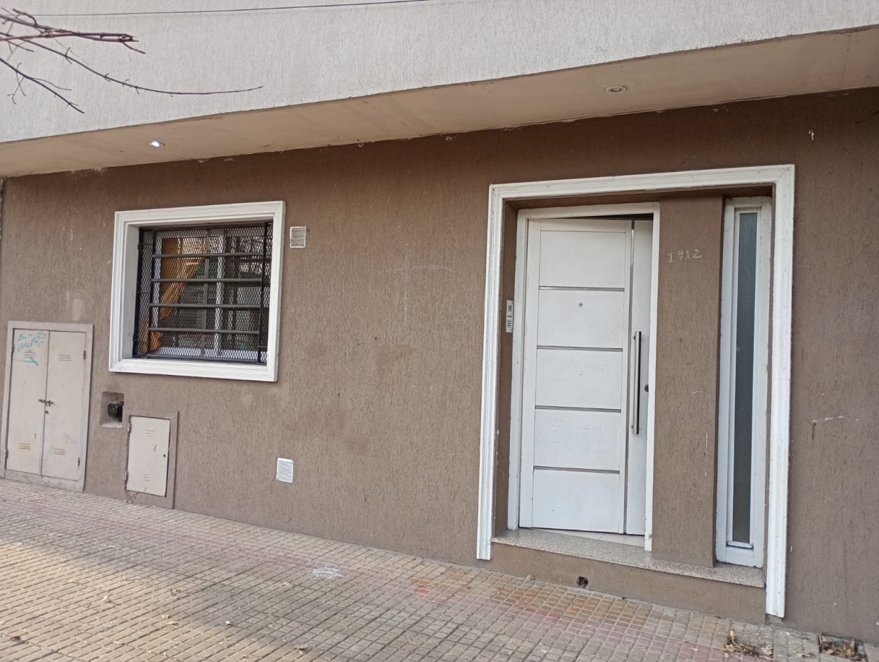 Alquiler monoambiente s/ exp 2 e/71 y 72