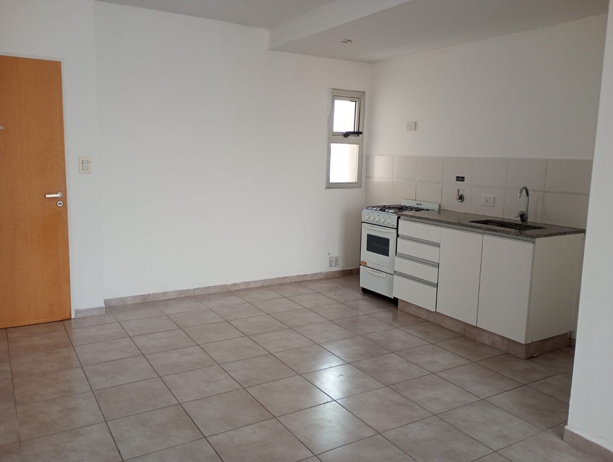 Venta monoambiente 13 e/63 y 64