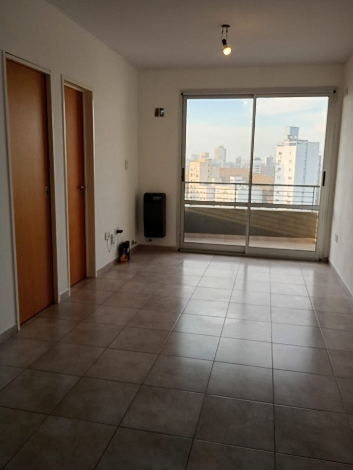Venta monoambiente 13 e/63 y 64