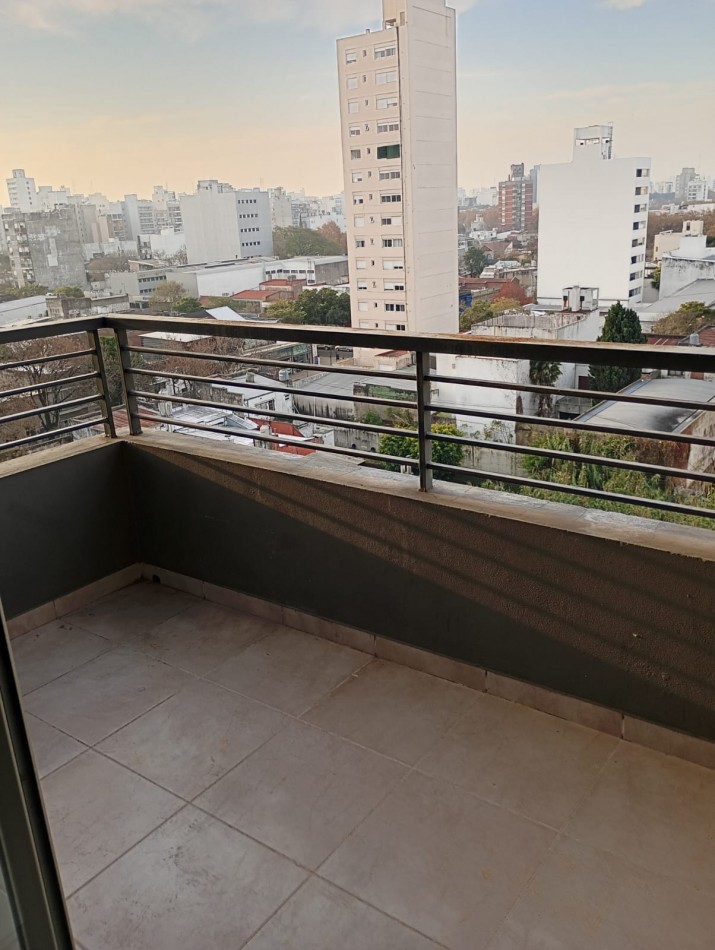 Venta monoambiente 13 e/63 y 64