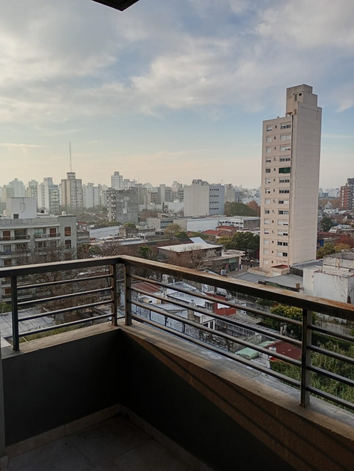 Venta monoambiente 13 e/63 y 64