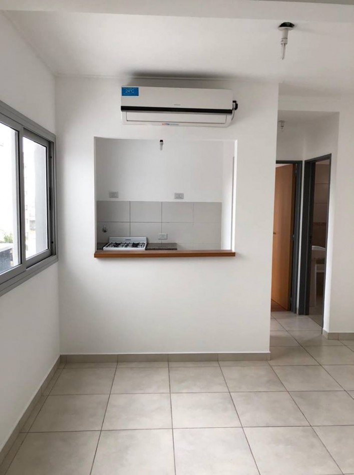 Alquiler depto 1 dormitorio Diag.74 y Plaza Italia