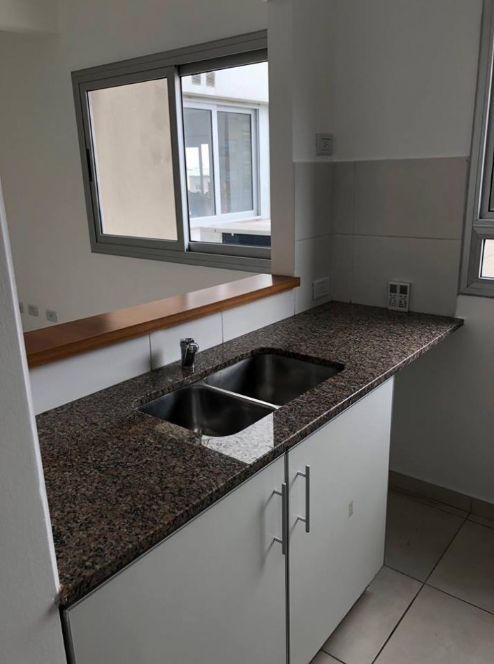 Alquiler depto 1 dormitorio Diag.74 y Plaza Italia