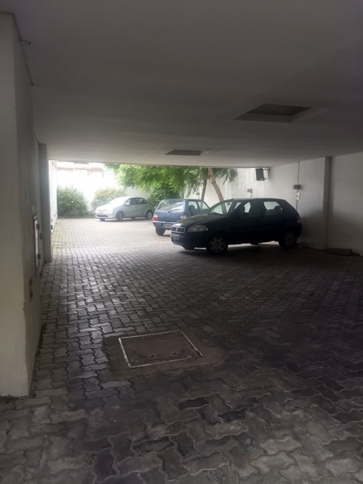 Alquiler depto 2 dorm + cochera 42 e/10 y 11