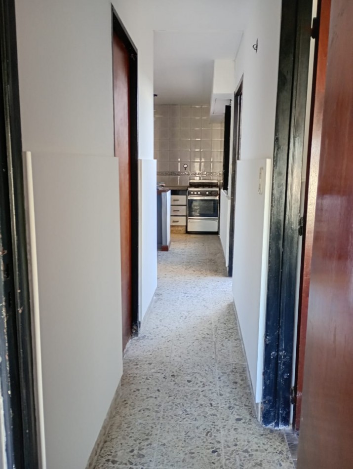 Alquiler de depto 2 dormitorios 38 e/ 30 y 31 
