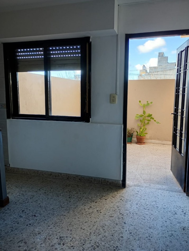 Alquiler de depto 2 dormitorios 38 e/ 30 y 31 
