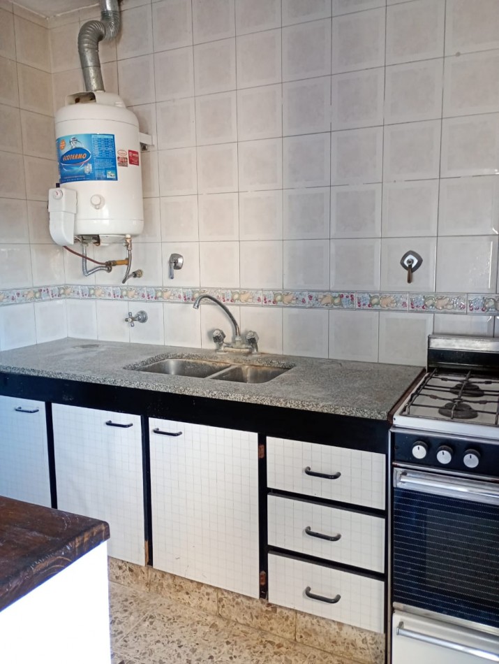 Alquiler de depto 2 dormitorios 38 e/ 30 y 31 