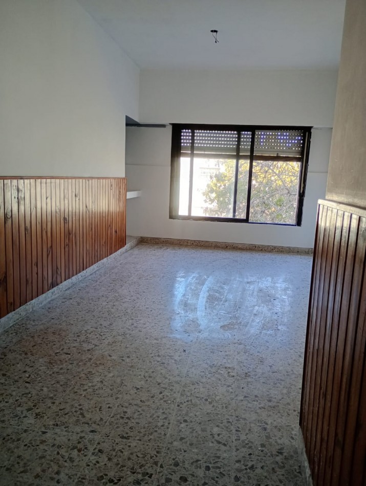Alquiler de depto 2 dormitorios 38 e/ 30 y 31 