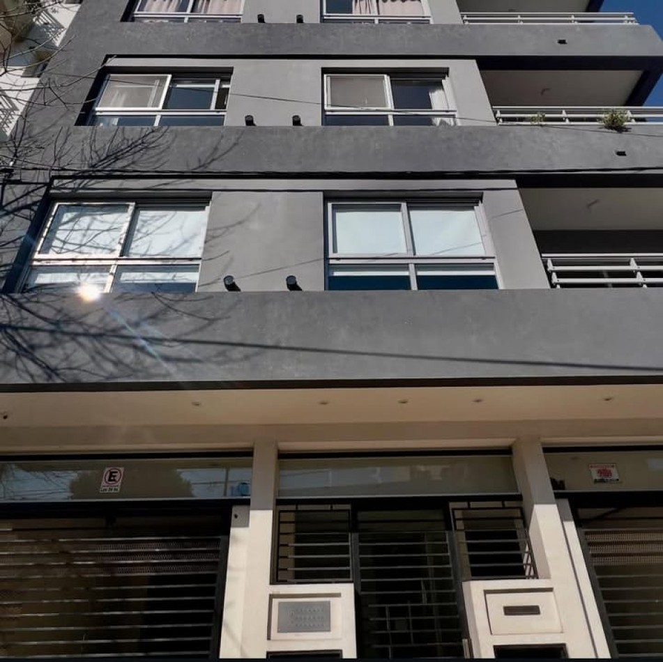 VENTA Depto monoambiente 50 y 21 Plaza Malvinas