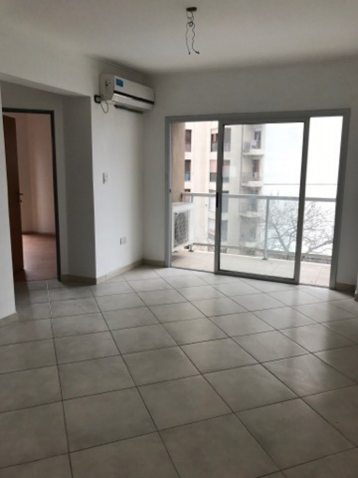  ALQUILER DEPTO 1 DORMITORIO DIAG. 74 Y PLAZA ITALIA