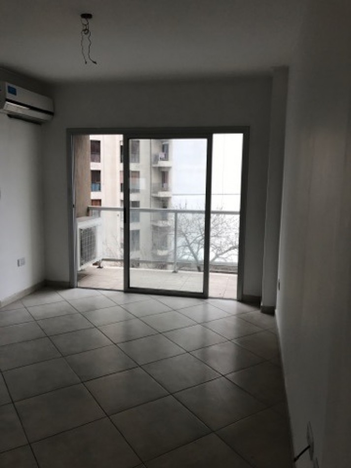  ALQUILER DEPTO 1 DORMITORIO DIAG. 74 Y PLAZA ITALIA