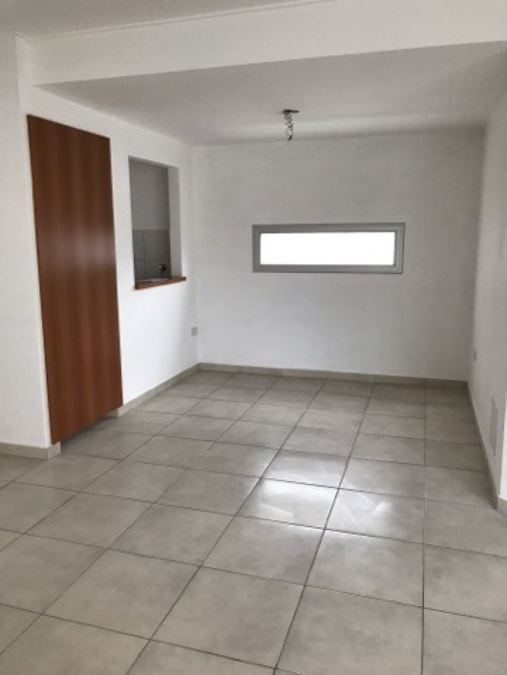  ALQUILER DEPTO 1 DORMITORIO DIAG. 74 Y PLAZA ITALIA