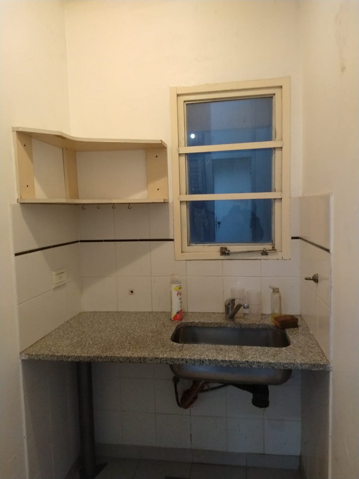 Alquiler local comercial 61 e/2 y 3