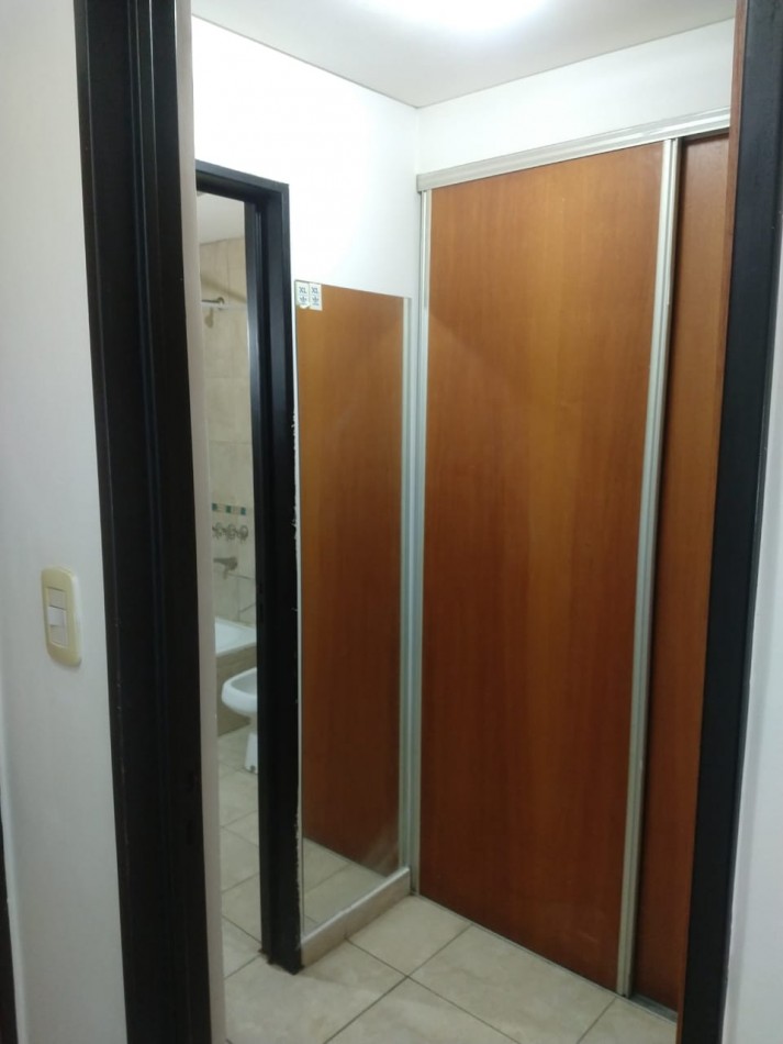ALQUILER MONOAMBIENTE CON COCHERA EN 16 Y 35