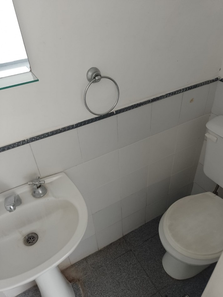 VENTA Duplex 2 dormitorios Gonnet, inmejorable zona