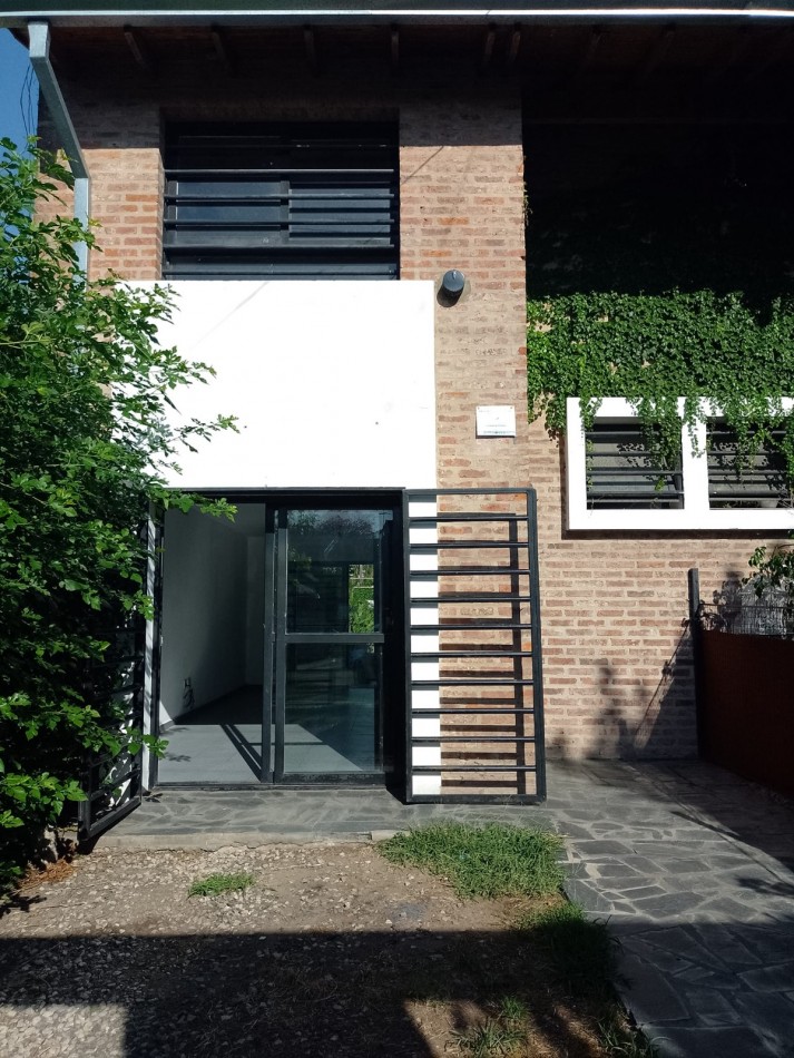 VENTA Duplex 2 dormitorios Gonnet, inmejorable zona