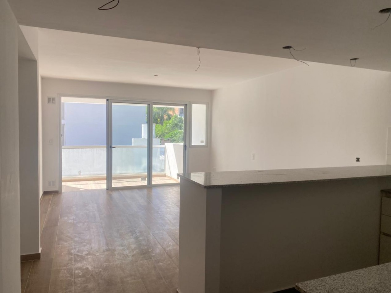 Alquiler Monoambiente de categoria