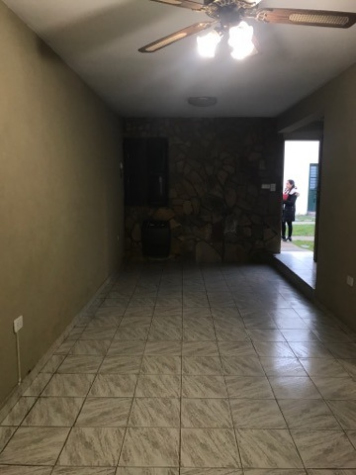 Alquiler casa 2 dormitorios Barrio UPCN