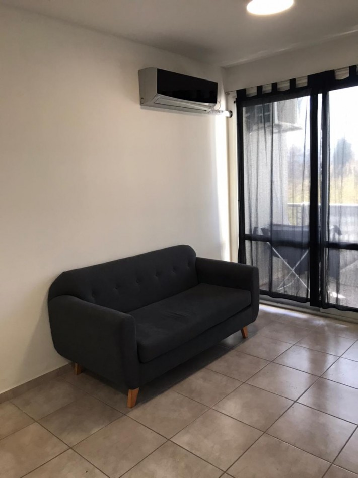 Alquiler depto 1 dormitorio con cochera Av.13 e/63 y 64