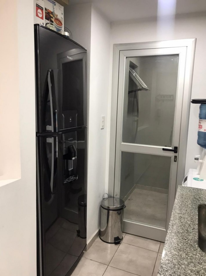 Alquiler depto 1 dormitorio con cochera Av.13 e/63 y 64