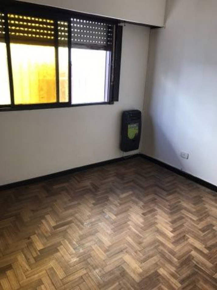 Alquiler ph dos dormitorios 18 y 532