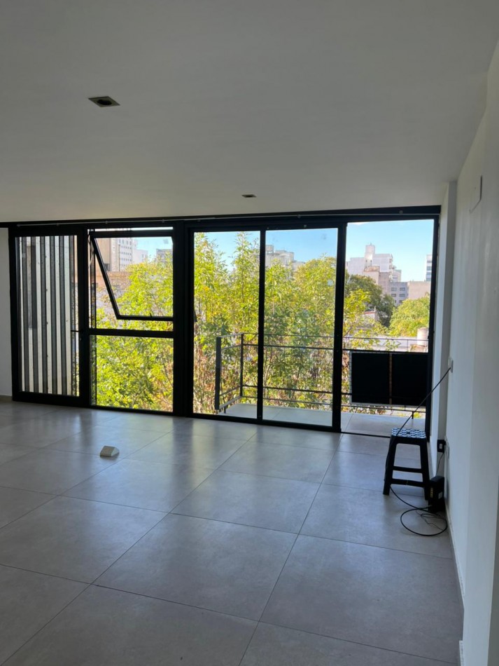 Alquiler monoambiente/estudio 5 e/61 y 62