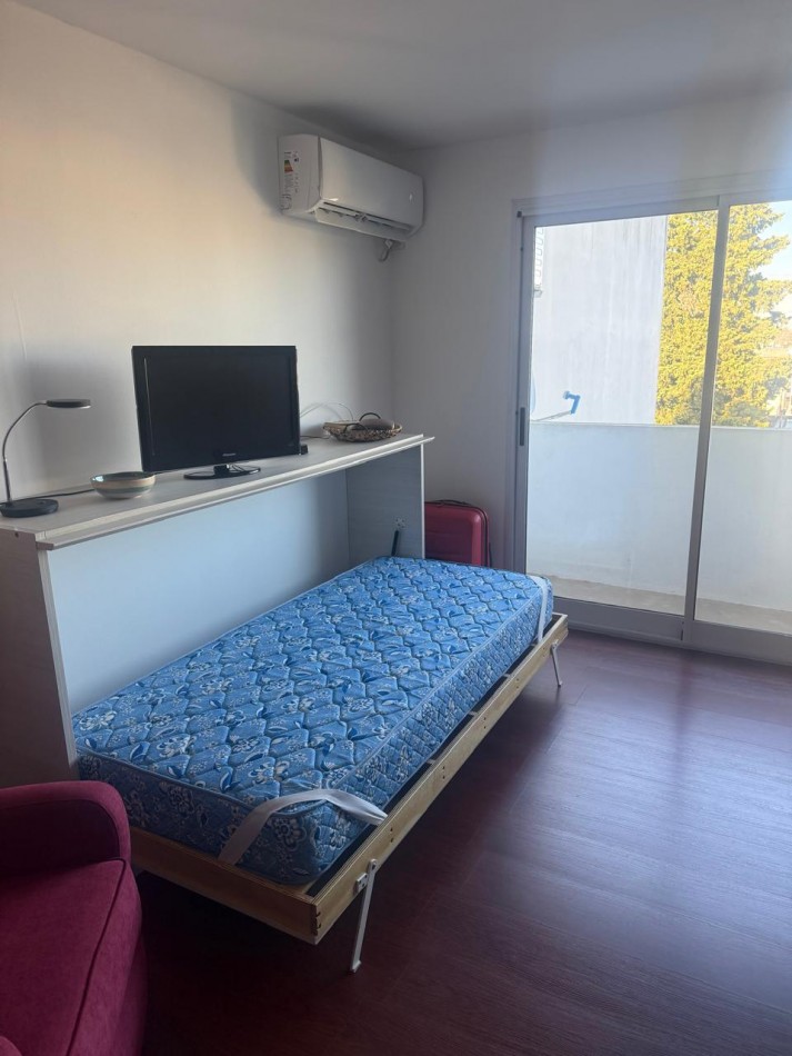 ALQUILER MONOAMBIENTE AMOBLADO EN 14 Y 33