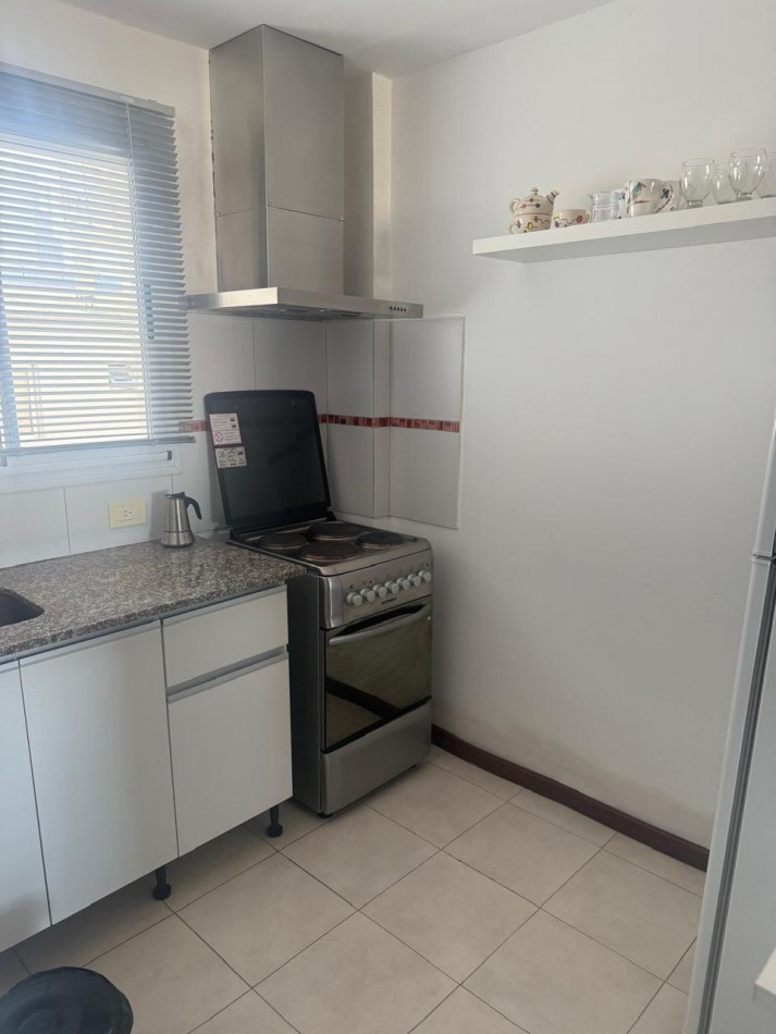 ALQUILER MONOAMBIENTE AMOBLADO EN 14 Y 33