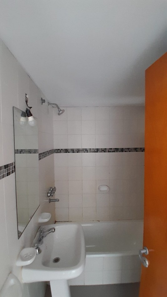 ALQUILER Depto 1 dormitorio 2 e/63 y 64