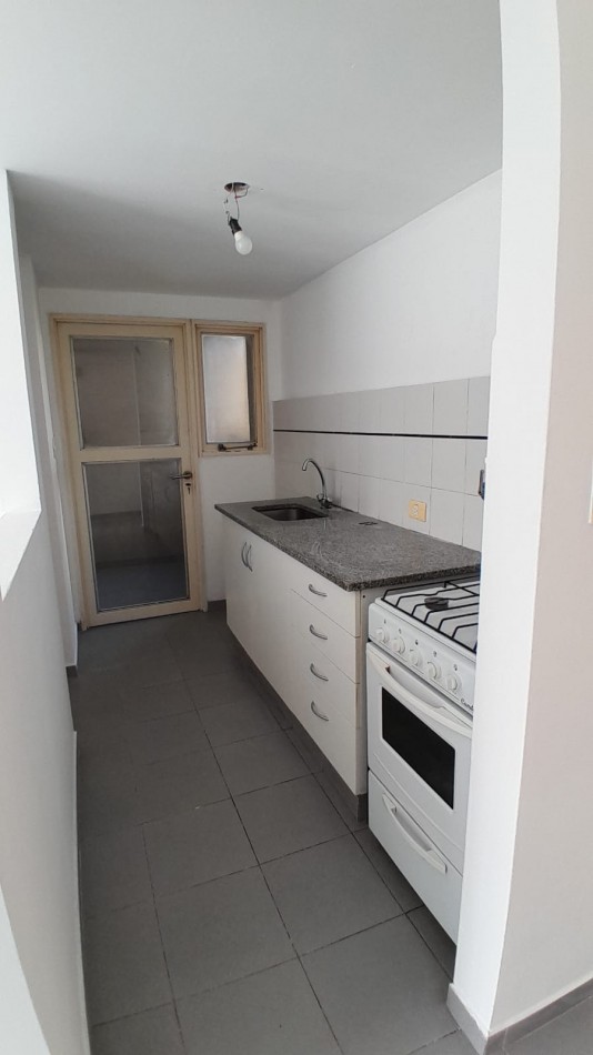 ALQUILER Depto 1 dormitorio 2 e/63 y 64