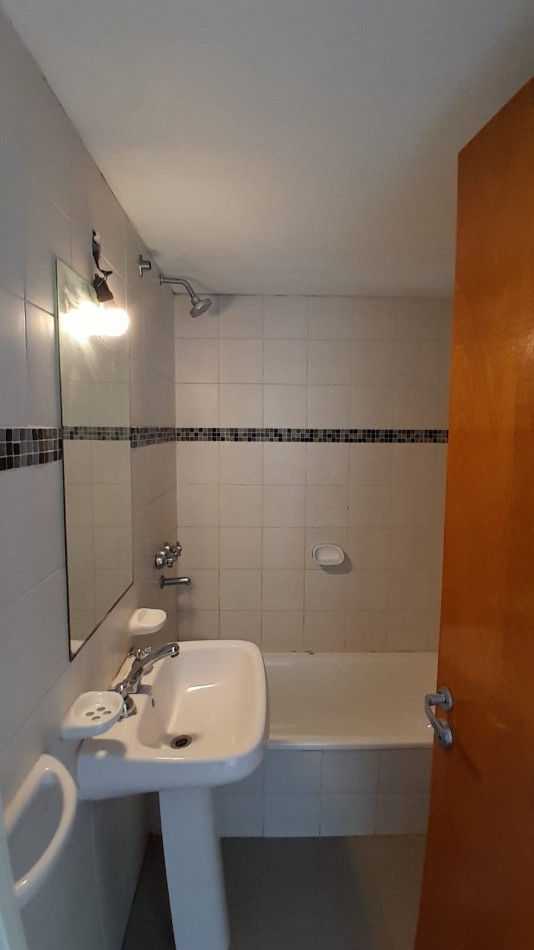 ALQUILER Depto 1 dormitorio 2 e/63 y 64