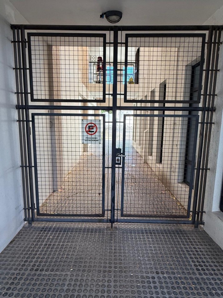 ALQUILER DPTO UN DORM AMOBLADO EN 37 Y 13