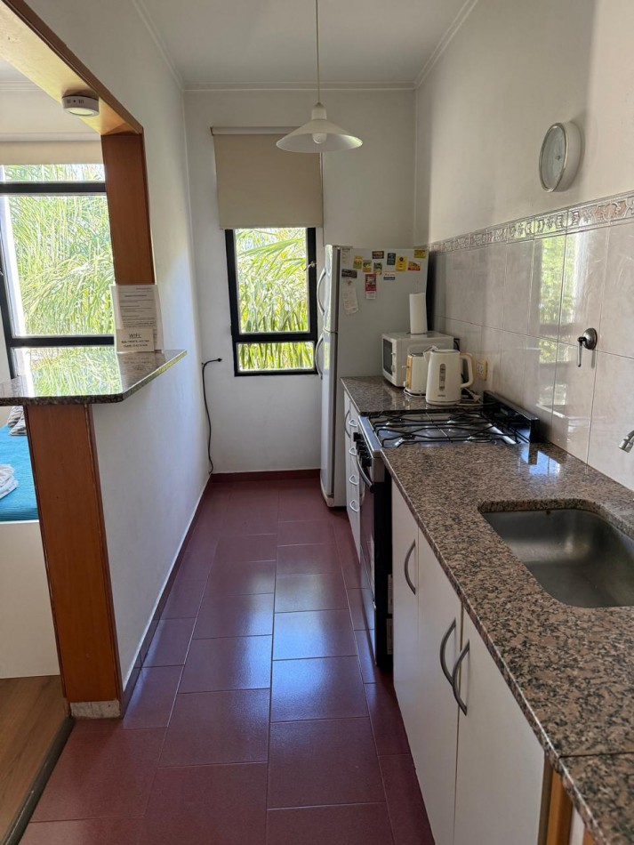 ALQUILER DPTO UN DORM AMOBLADO EN 37 Y 13