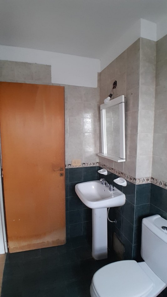 Alquiler monomabiente dividido Plaza Matheu 1 y 66