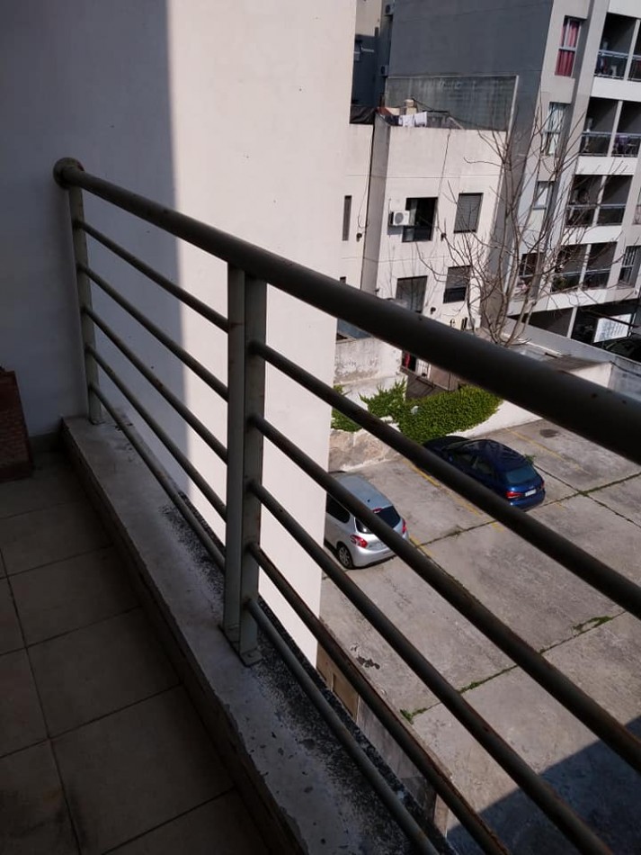Alquiler depto 1 dormitorio c/ cochera 62 e/13 y 14