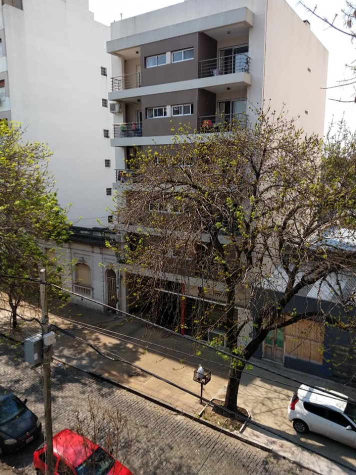 Alquiler depto 1 dormitorio c/ cochera 62 e/13 y 14